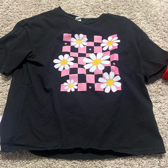 VEUC worn 1x 10/12 preppy smiley daisy girls tshirts - Picture 2 of 9